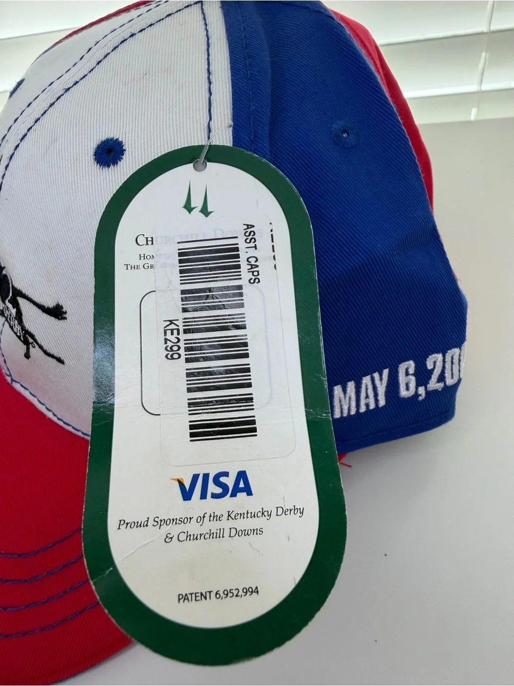 Vintage original Kentucky Derby 132 running. hat & White Baseball Cap.